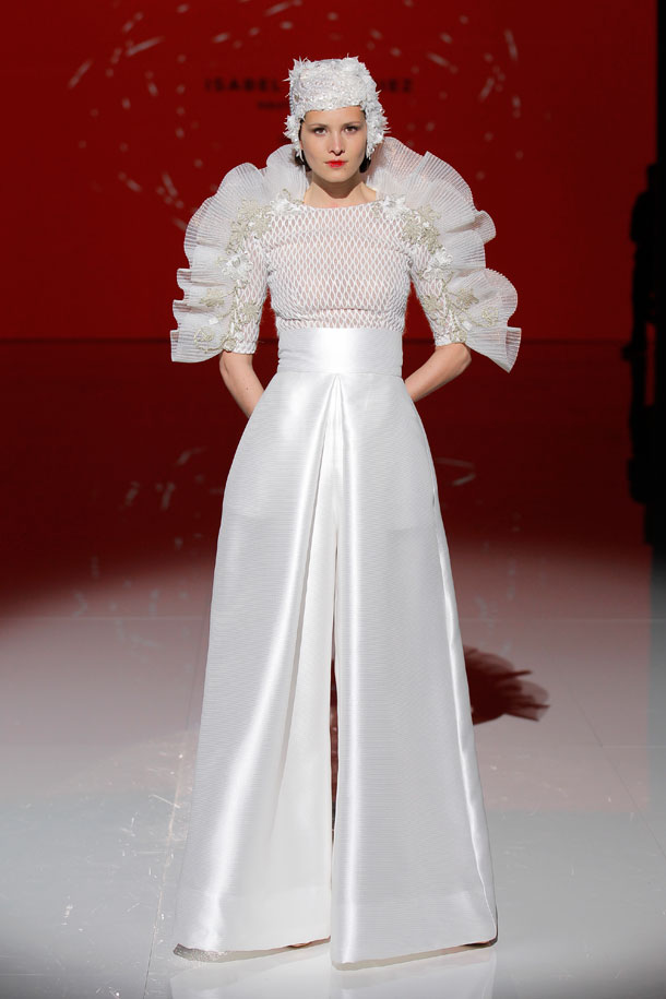 ilovebrides.pt Isabel Zapardiez 2018 Barcelona Bridal Fashion Week 2017